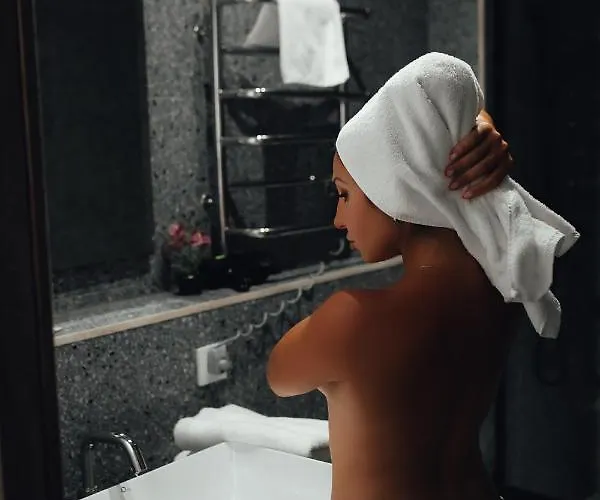 Love hotel Arkadia *