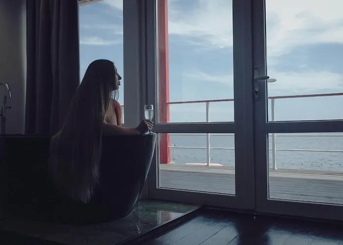 Arkadia Love hôtel *